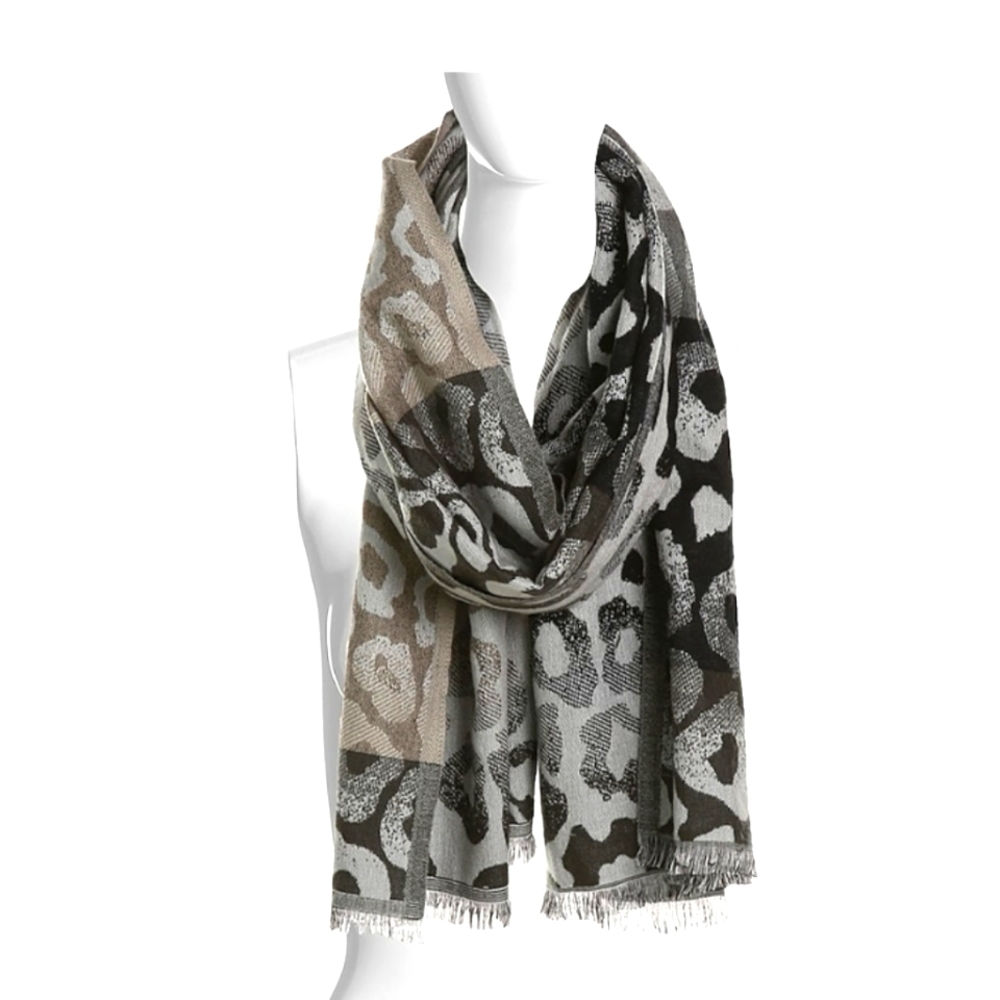 Vince Camuto winter Scarf NWT